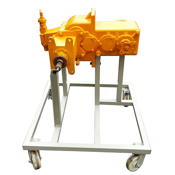 工程机器手动变速器尝试拆卸,新动力车底盘拆卸尝试拆卸