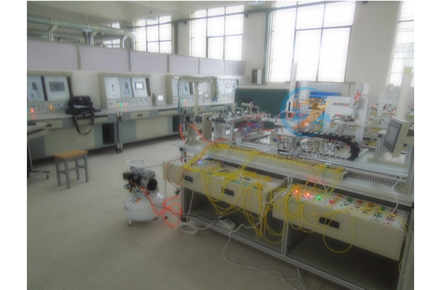 液压测验考试平台,机器设想测验考试机构简图(图2)