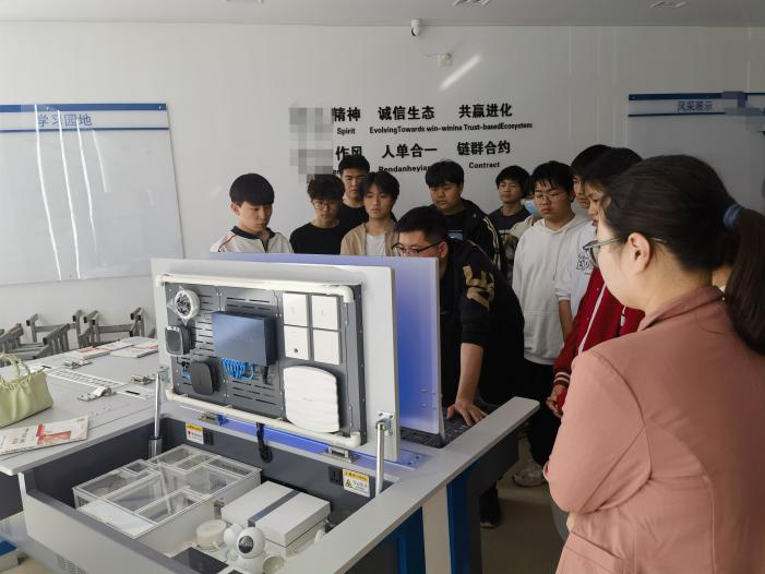 ZRWL-ZH物联网场景利用实训台(图1)